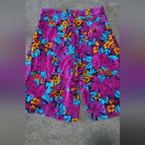 Bill Blass Purple and Blue Short Set Vibrant Statement Piece - Picture 3 of 6